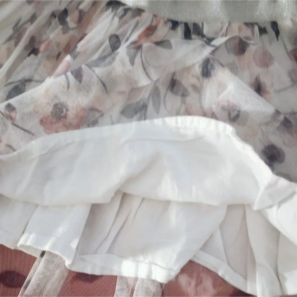 Oshkosh Layered Cream Floral Tutu Style Skirt sz 4 Girls Elastic Waist